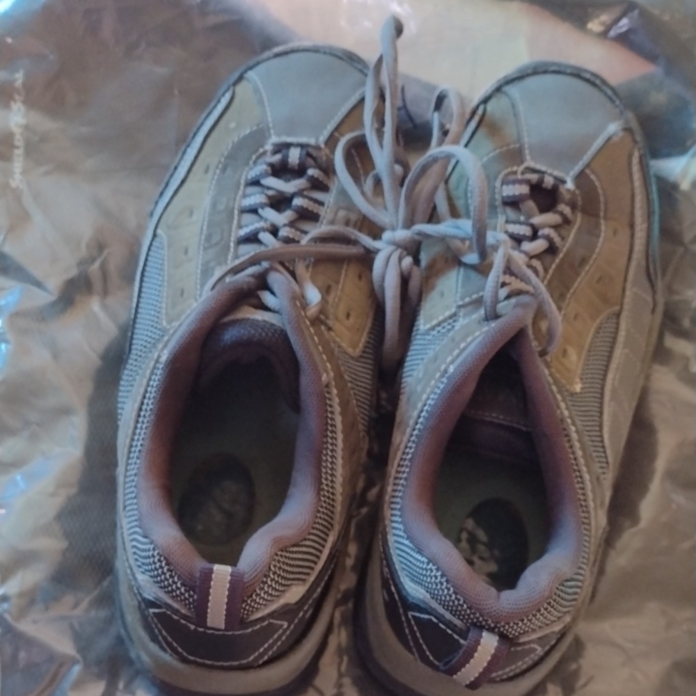 Stylish Two-Tone Steel toe work shoes 9.5